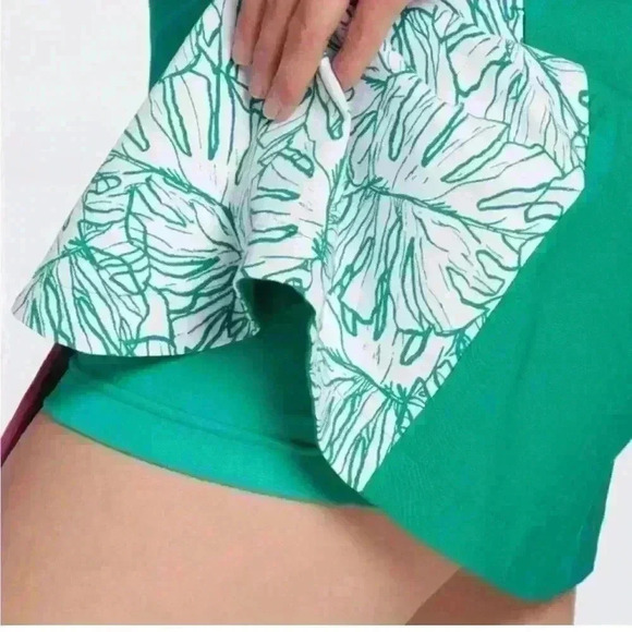 Lady Hagen Women's Tropical Palm Wrap 17'' Golf Skort size medium NWOT - Picture 3 of 9